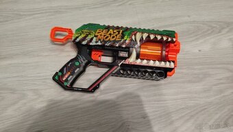 Zbran s príslušenstvom - 8