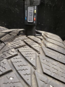 235/55 R18 Continental zimne pneumatiky - 8