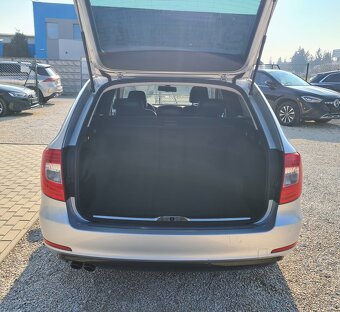 ŠKODA SUPERB COMBI 2.0 TDI CR BUSINESS DSG - 8