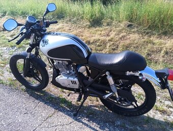 Yuki Sport II cafe racer, nová STK na 4 roky - 8