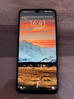 Huawei P Smart 2019 + Držiak na mobil Fixed - 8