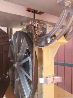 Pásová píla na drevo - 8