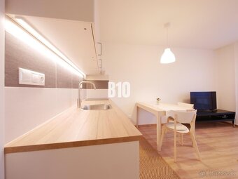 Voľný od 15.11. - Zariadený - Balkón - Chrenová - 8