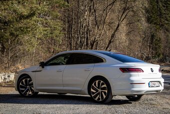 Volkswagen Arteon 2.0 TDI - 8