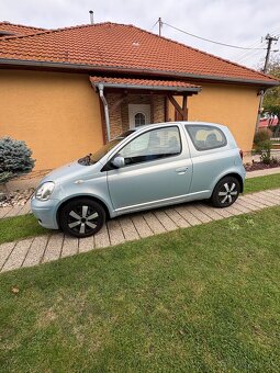 Toyota Yaris 1,0 VVTI - 8