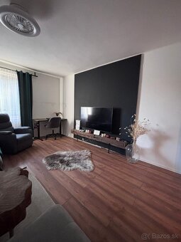 PREDAJ 2 IZB B YT NITRA - CENTRUM, STARÉ MESTO - 8