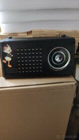 Retro věci  - popelníky, bakelitové rádio, lampa,baterky - 8