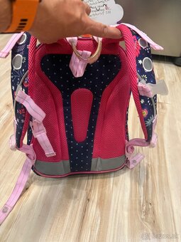 Školska taška pre prvý stupeň - 8