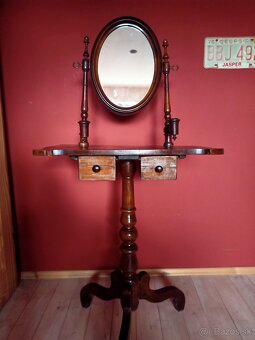 Starožitný toaletný stolík - 8