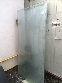 Sprchovy kut so sprchou - 8