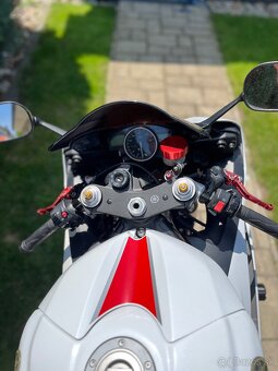 Yamaha R6 - 8