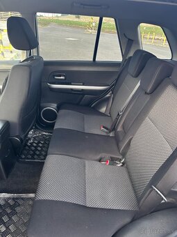Suzuki Grand Vitara 2.0i automat. - 8
