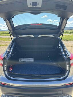 Nissan Qashqai s motorom benz. MR16 2017 - 8