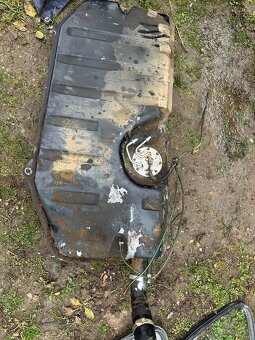 Náhradné diely  lada Niva - 8