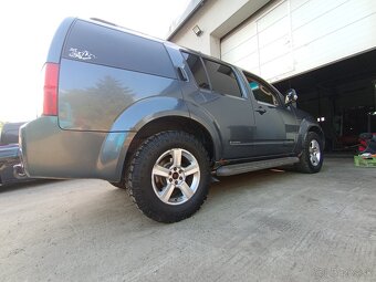 Predám Nissan patfinder 2,5 TDI 4x4 - 8