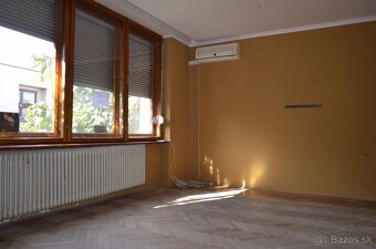 Na predaj poschodový rodinný dom, Nové Zámky - 8