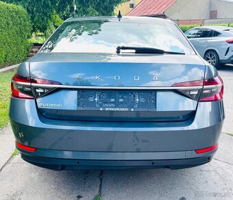 koda Superb III 2,0 TDI Style DSG ,NAVI,LED,AUTOKLIMA - 8