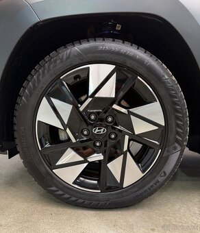 Hyundai Kona 1,6 GDI HEV FAMILY6 DCT - 8