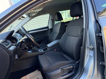 Skoda Superb 2.0 TDI 110kw Facelift DSG - 8