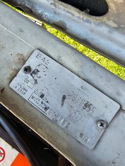 Predám auto Lada Väz Žiguli+náhradné diely naň - 8