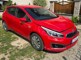KIA Ceed 1.4 benzin 2015 54000km 1. majiteľ SR POJAZDNÉ - 8