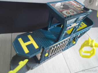 Matchbox - policajná stanica - 8