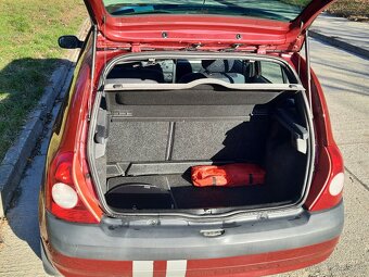 Renault Clio 1.4 16v - 8