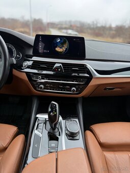 BMW 520D 140KW X-Drive 4x4 SK AUTO - 8