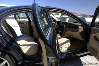 Jaguar S-Type 2.7 V6 Executive AT6, 152kw - 8