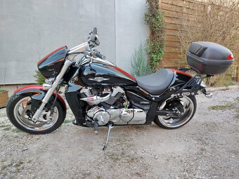 Suzuki Intruder 1800 VZR - 8