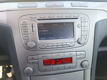 FORD GALAXY 2.0TDCI 7 MIESTNY ROK 2010 - 8