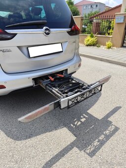 Opel Zafira Tourer 2.0 CDTi ECOTEC - 8