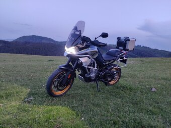 CFMOTO 800MT Touring - 8