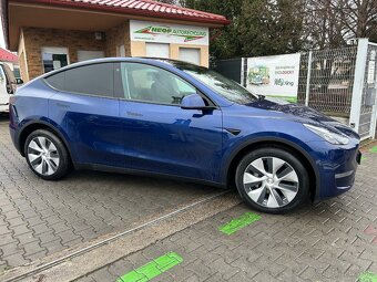 Tesla Model Y Dual Motor LongRange 75kWh 514 k pohon 4x4 - 8