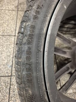 Predám elektróny 5x112r19 s pneu 255/35r19 - 8