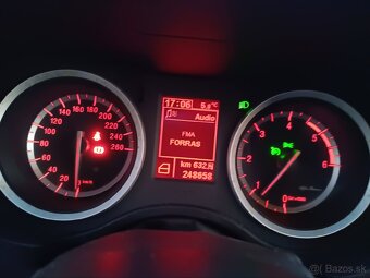 Alfa Romeo 159 2.4jtd - 8