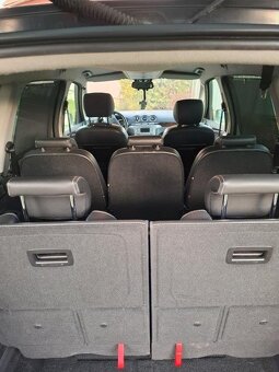 Ford Galaxy 2.0TDCi - 8