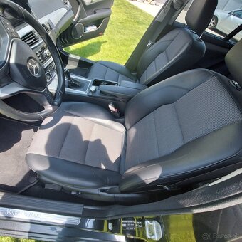 Predám Mercedes C200  diesel 100KW - 8