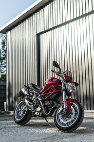 Ducati Monster 1100 - 8