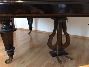 Luxusné starožitné krídlo Petrof - 8