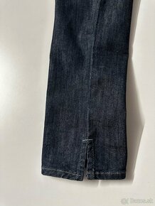 Dámske,kvalitné džínsy Giorgio ARMANI - veľkosť 32/32 - 8