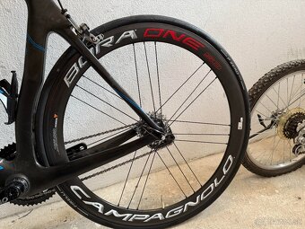 Cestný bicykel Fuji, Sram red - 8