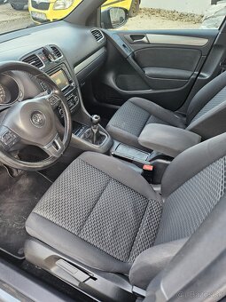 Volkswagen Golf 1.6TDI 77kW - nafta - 8