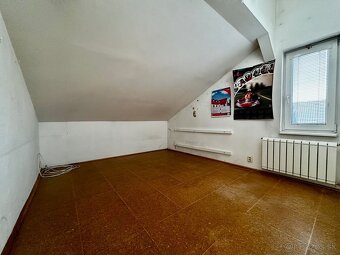 NOVÁ CENA KOŠICE - KRÁSNA - VÝBORNÁ LOKALITA - DVOJGENERAČN - 8