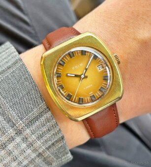 Československé mechanické vintage retro hodinky PRIM Masívne - 8