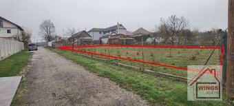 Znížená cena Pozemok pre rodinný dom Dvorníky - 8