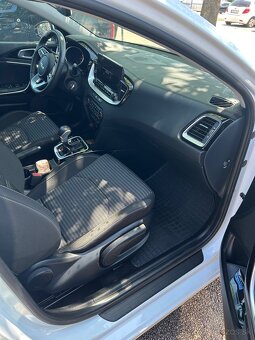 Kia ceed sw 1.5 automat Gold + Navi - 8