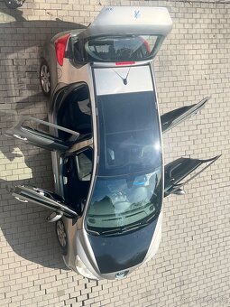 Peugeot 308 hatchback - 8