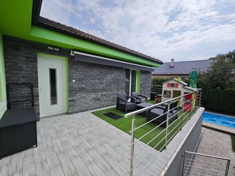 Predávame nadštandardný rodinný dom - 8