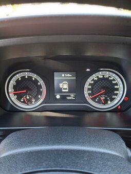 Predam Hyundai i20 - 8